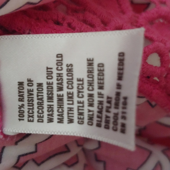 Crown & Ivy Lattice Print Bell Sleeve Peasant Top. Crochet. Size Small Petite - Picture 14 of 14